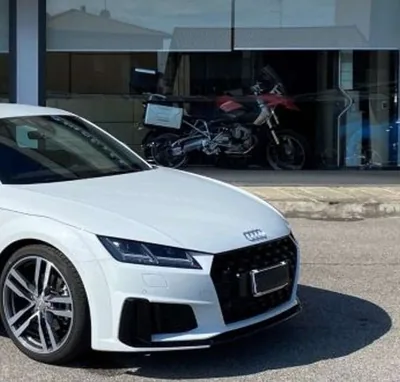 Audi TT bianca ritirata e rivenduta da Car Group Roma